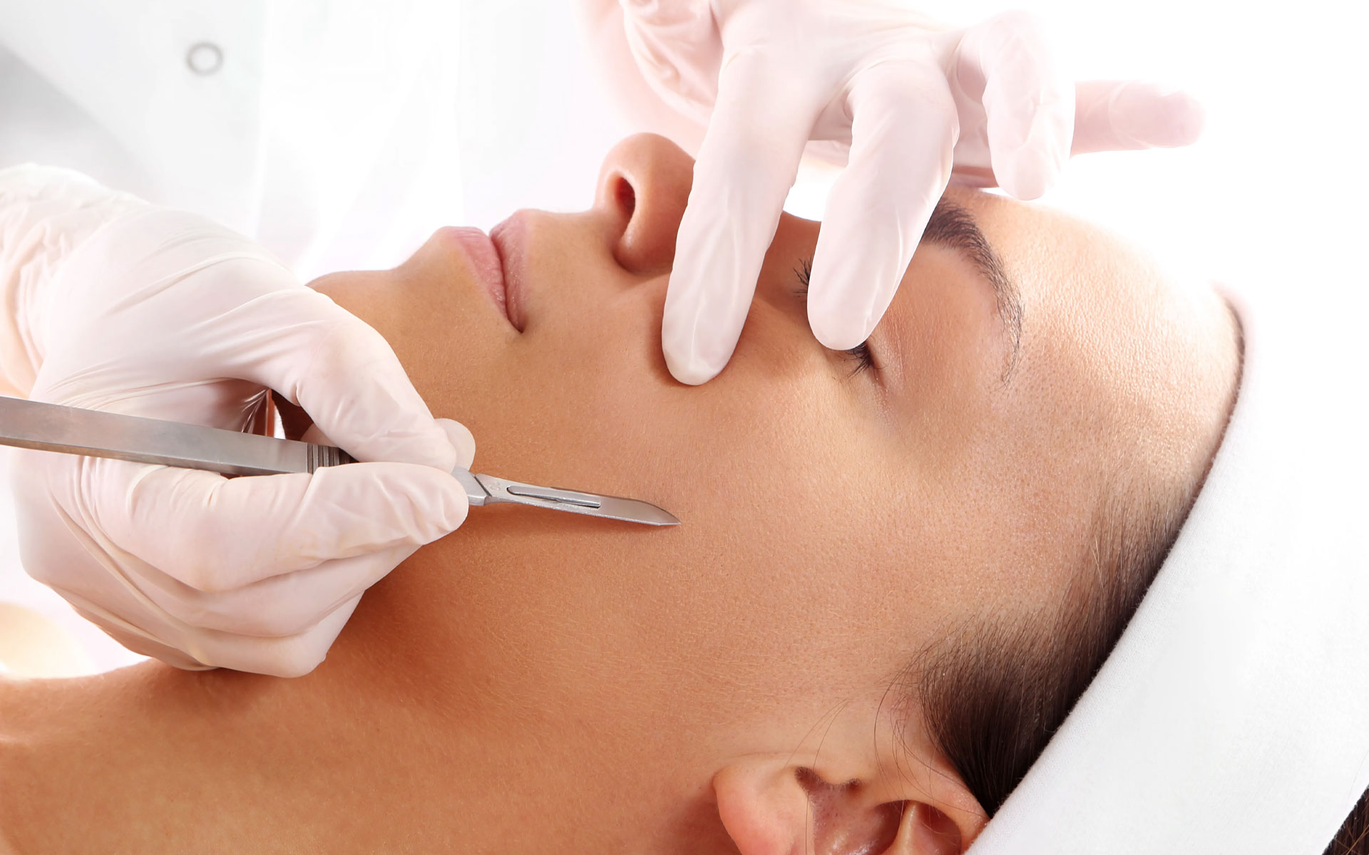Dermaplaning-pontypridd Dermaplaning-pontypridd